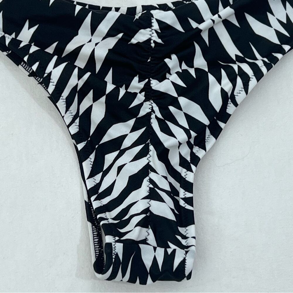 Victoria’s Secret The Classic Itsy Bikini Bottom Geometric Print Ruched Sz S - Picture 8 of 8